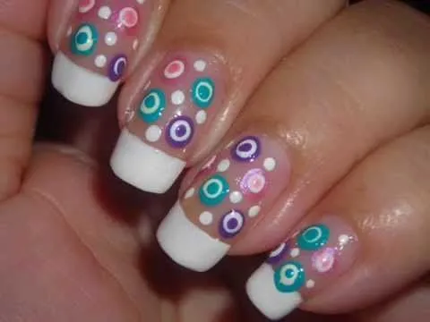Nail Art - Springtime Polka Dots - Puntos Primaverales (Con ... Nail Art - Springtime Polka Dots - Puntos Primaverales (Con ...
