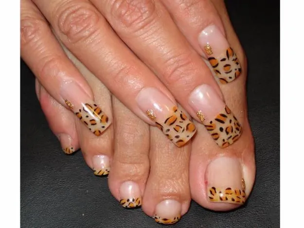 nails and fashion tips: como aplicar uñas acrilicas! ;)