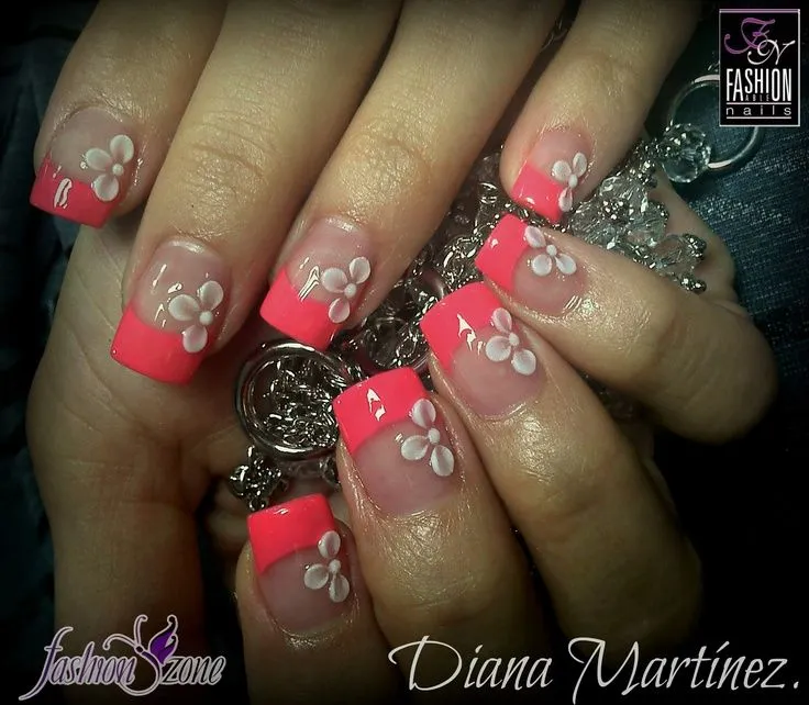 Nails. French a la moda Diseño hecho en Fashion Zone Monterrey ...