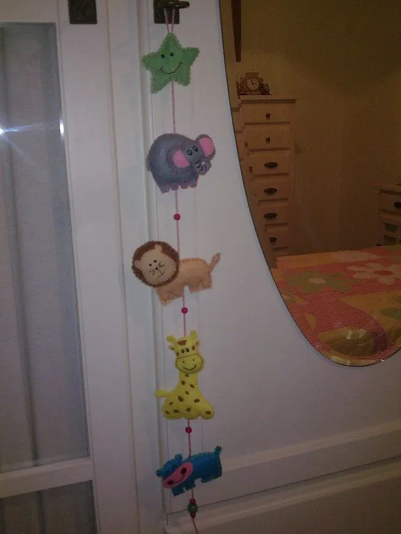 Moviles para bebés en goma eva - Imagui