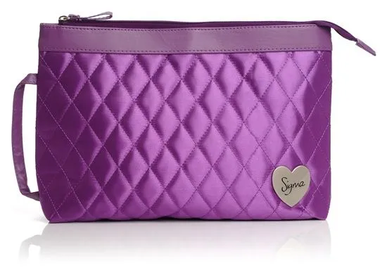 Neceser para transportar cosméticos color morado de Sigma ? Neceser para transportar cosméticos color morado de Sigma ?