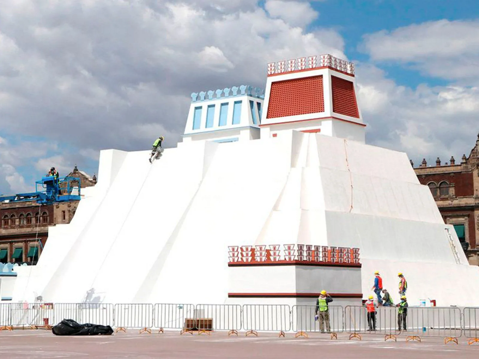 Todo lo que necesitas saber sobre la maqueta del Templo Mayor que está en  el Zócalo de la CDMX - México Desconocido