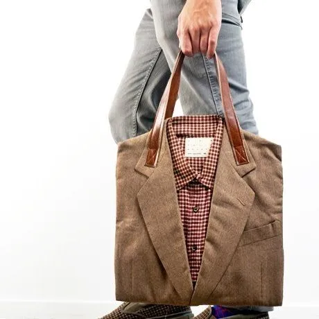 Negocios de moda reciclada: Un traje reciclado convertido en bolso ... Negocios de moda reciclada: Un traje reciclado convertido en bolso ...
