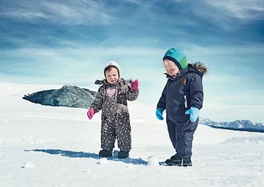 A la nieve con Name it, ropa para ir a esquiar con los niños, moda ...