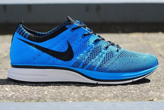 Nike Flyknit. | Él no es un gentleman...