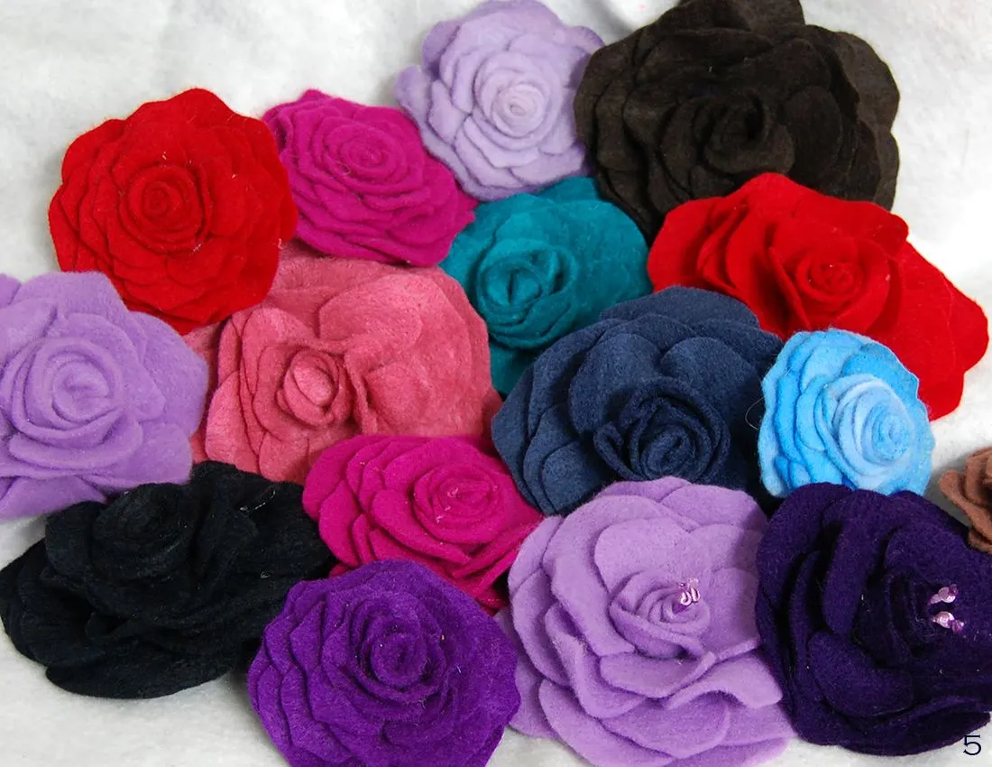 Nina Hecho con Amor: rosas de fieltro, felpa y otros materiales Nina Hecho con Amor: rosas de fieltro, felpa y otros materiales