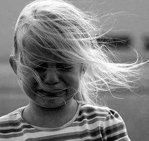 Niña llorando para imprimir