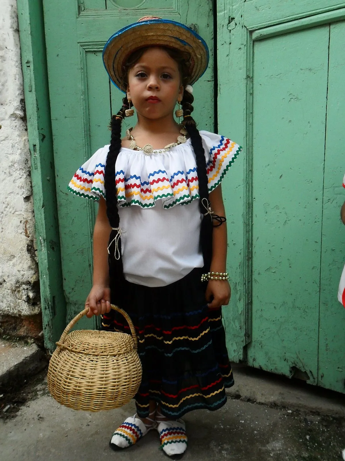 Trajes tipicos de antioquia - Imagui
