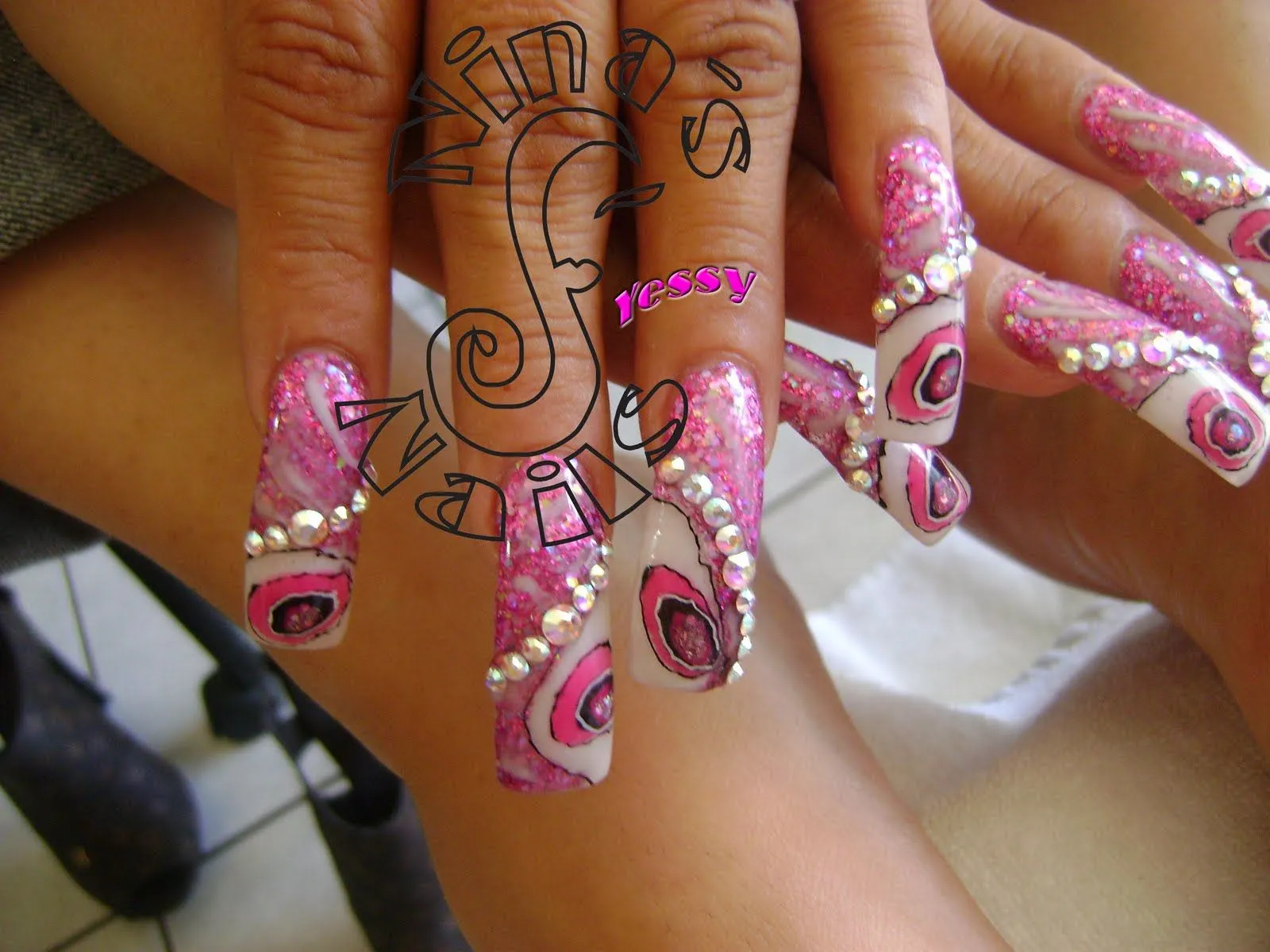 Nina`s Nails: Unas muy Rosas