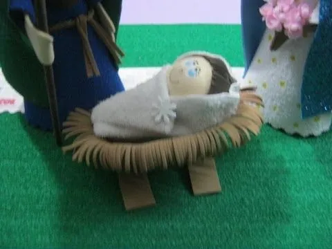 NIÑO JESUS Y CUNA PARA PESEBRE O NACIMIENTO EN FOAMY O GOMAEVA CON ... NIÑO JESUS Y CUNA PARA PESEBRE O NACIMIENTO EN FOAMY O GOMAEVA CON ...