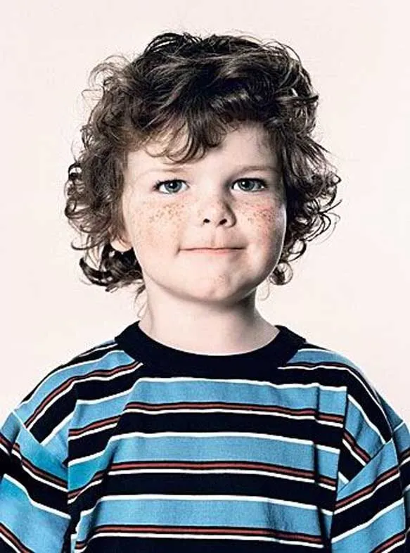 Niño De Pelo Rizado en Pinterest | Peinados Rizados De Niños y ...
