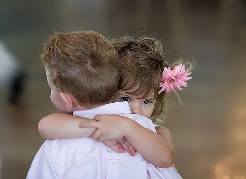 Niños abrazandose | Flickr - Photo Sharing! Niños abrazandose | Flickr - Photo Sharing!