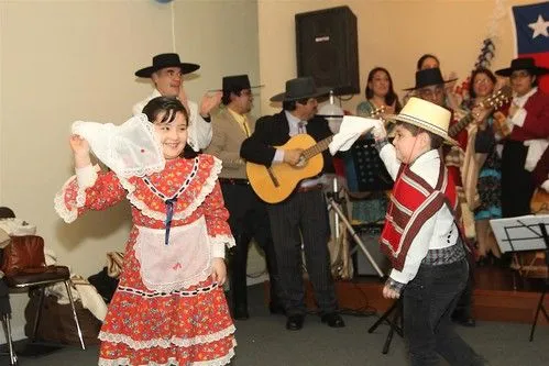 Los niños bailando cueca | Flickr - Photo Sharing!