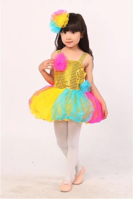 De los niños de disfraces para cortos de baile de salón de baile ...