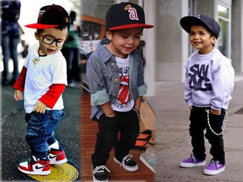 Niños con gorras planas - Imagui