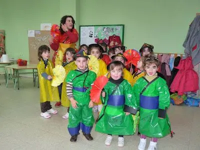 Los niños de infantil se disfrazaron de chinitos mandarines ...