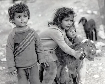 NIÑOS TRISTES | El Rincón de sore