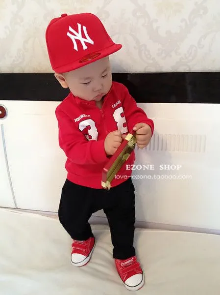 Niños vestidos con estilo de hip hop - Imagui