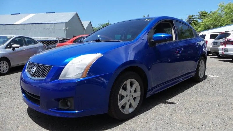 Nissan Sentra 2.0 SR Azul 2011 en Alberic Colon