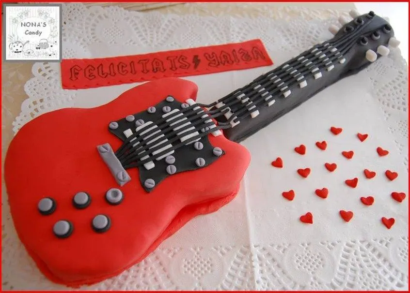 NONA'S Candy: GALLETAS, BIZCOCHO GUITARRA GIBSON Y CUPCAKES RED ...