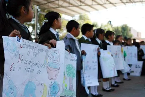 Cómo hacer un cartel sobre el agua - Imagui Cómo hacer un cartel sobre el agua - Imagui