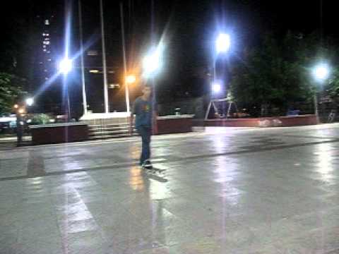 MI NOVIO ME GOLPEA CON EL SKATE - YouTube