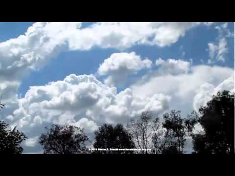 Nubes en Movimiento - YouTube