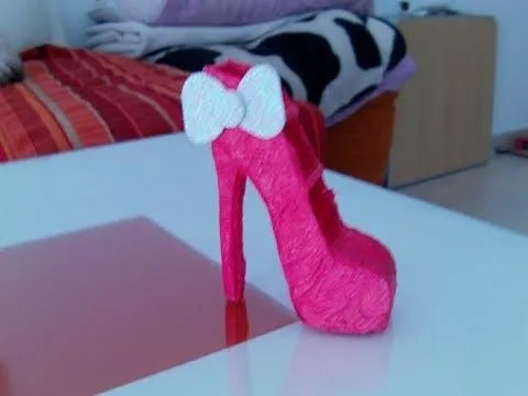 Nuevo! mini zapato estanteria de carton - YouTube Nuevo! mini zapato estanteria de carton - YouTube