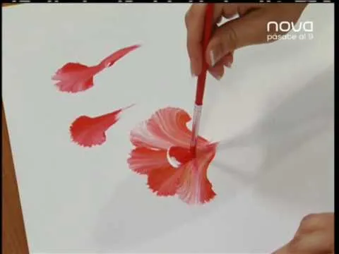Nuria Sánchez nos enseña a pintar con la técnica multicarga, Bien ... Nuria Sánchez nos enseña a pintar con la técnica multicarga, Bien ...