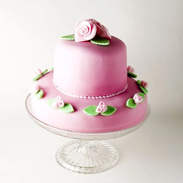 Objetivo: Cupcake Perfecto.: Mi primera tarta de dos pisos... viva!!! Objetivo: Cupcake Perfecto.: Mi primera tarta de dos pisos... viva!!!