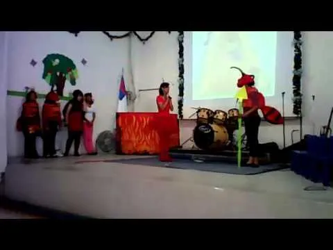 Obra de Teatro la "Hormiga Mauja" - YouTube Obra de Teatro la "Hormiga Mauja" - YouTube
