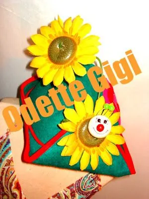 Odette Gigi .: CLOWN HAT, SOMBRERO DE PAYASO, CHAPEAU DE CLOWN Odette Gigi .: CLOWN HAT, SOMBRERO DE PAYASO, CHAPEAU DE CLOWN
