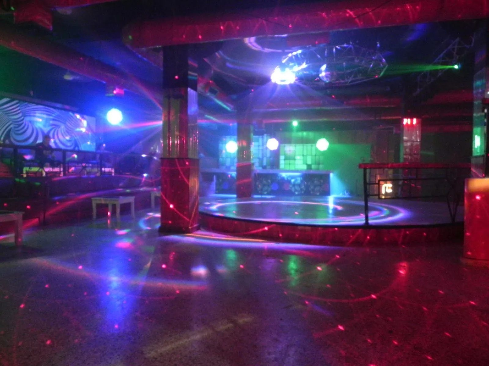Odonnell Casado: Deja Vu Café-Bar Listo Para Inaugurar Odonnell Casado: Deja Vu Café-Bar Listo Para Inaugurar