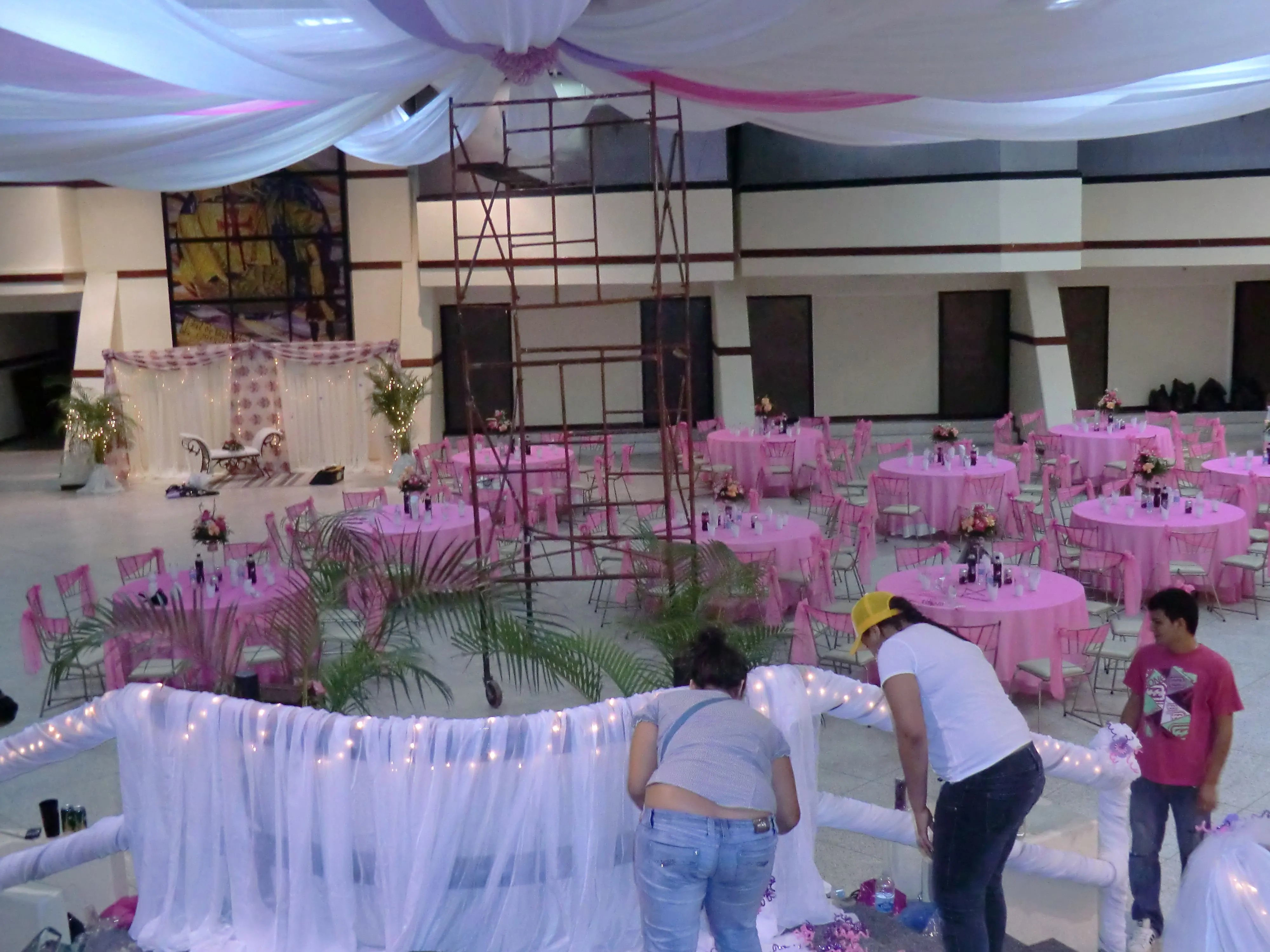 Tambien Ofrecemos el Servicio de Decoración para fiestas ... Tambien Ofrecemos el Servicio de Decoración para fiestas ...