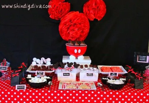 Oink! The Blog » {silly sunday} minnie mouse madness