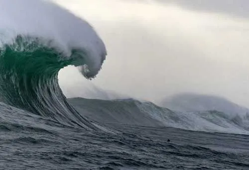 Olas-gigantes.jpg