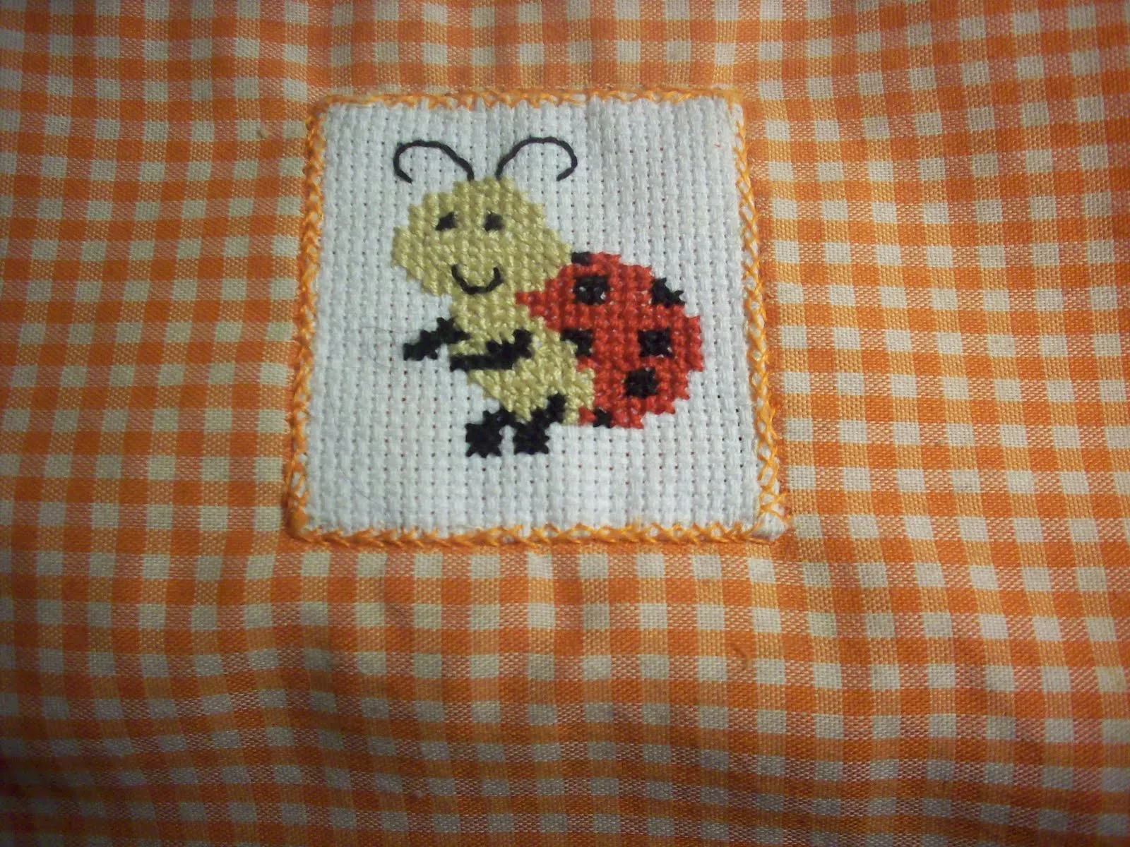 Ольга site: Mariquitas en punto de cruz (
