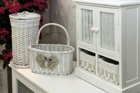 Organiza el baño con cestas