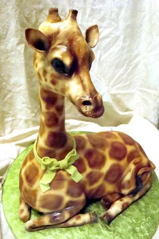 que está orgullosa de la torta jirafa que hizo para el cumpleaños de ... que está orgullosa de la torta jirafa que hizo para el cumpleaños de ...