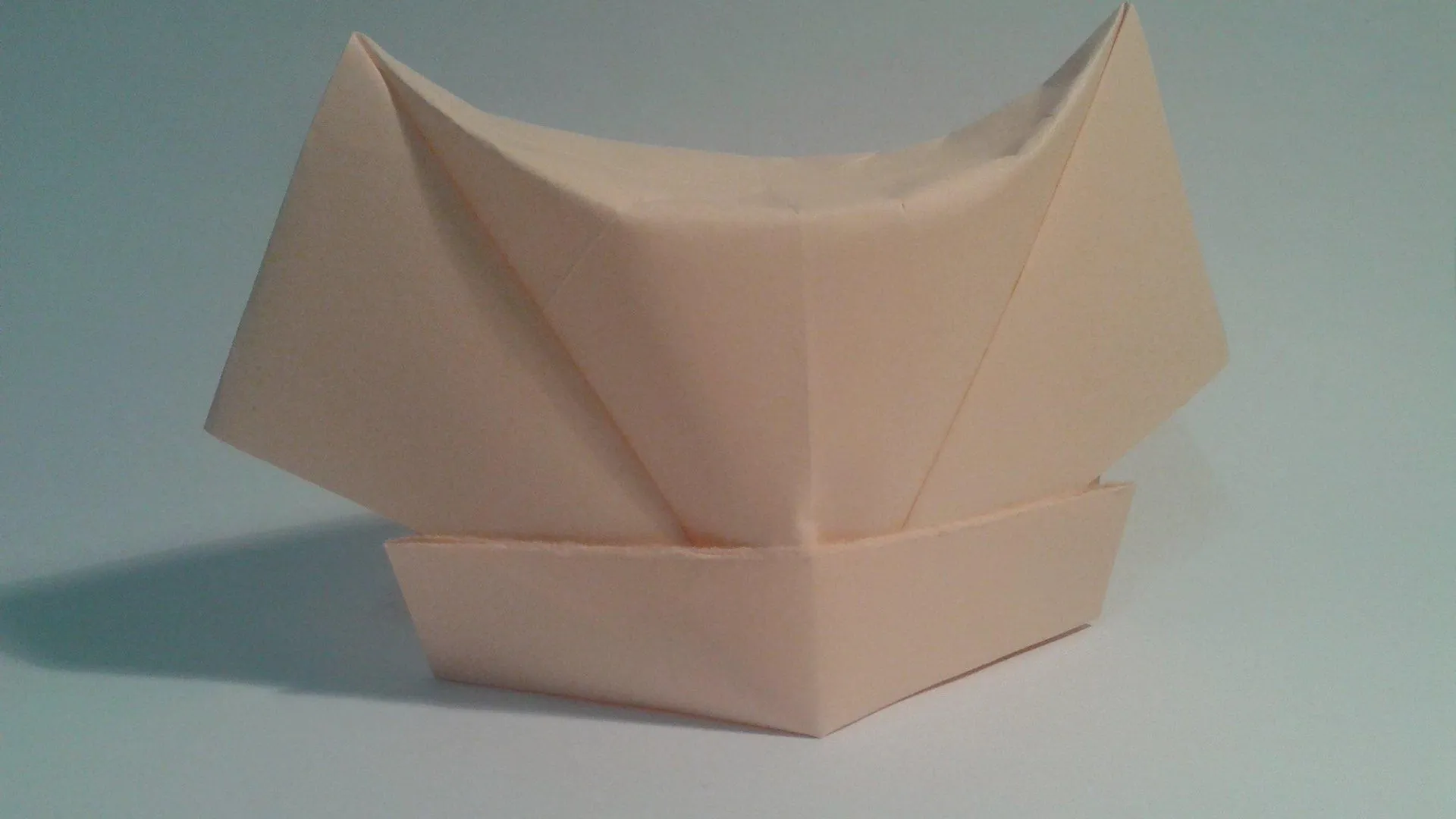 Origami para principiantes: #5 Como hacer un gorro de enfermera de papel facil - video Dailymotion Origami para principiantes: #5 Como hacer un gorro de enfermera de papel facil - video Dailymotion