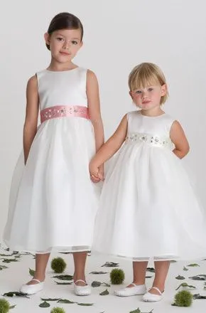 Originales vestidos de fiesta para niñas | Web de la Novia Originales vestidos de fiesta para niñas | Web de la Novia