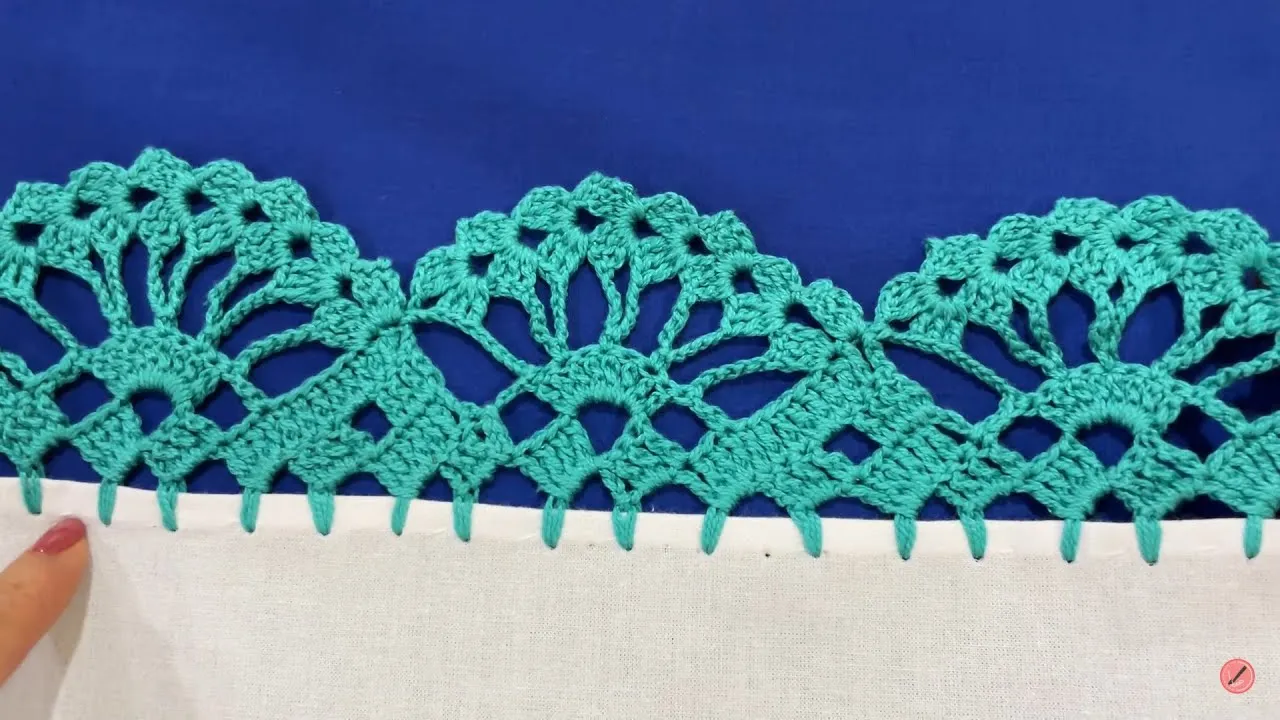 ORILLA TEJIDA A CROCHET PARA SERVILLETA O MANTEL ORILLA TEJIDA A CROCHET PARA SERVILLETA O MANTEL