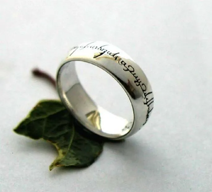 Oro-blanco-anillo-grabado.jpg