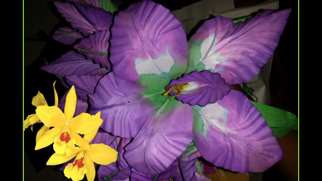 Cómo hacer la orquídea de papel bond - YouTube Cómo hacer la orquídea de papel bond - YouTube