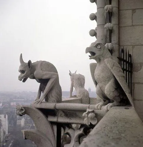 DESDE EL OSCURO INFIERNO: MADRID A VISTA DE TEJADO DESDE EL OSCURO INFIERNO: MADRID A VISTA DE TEJADO