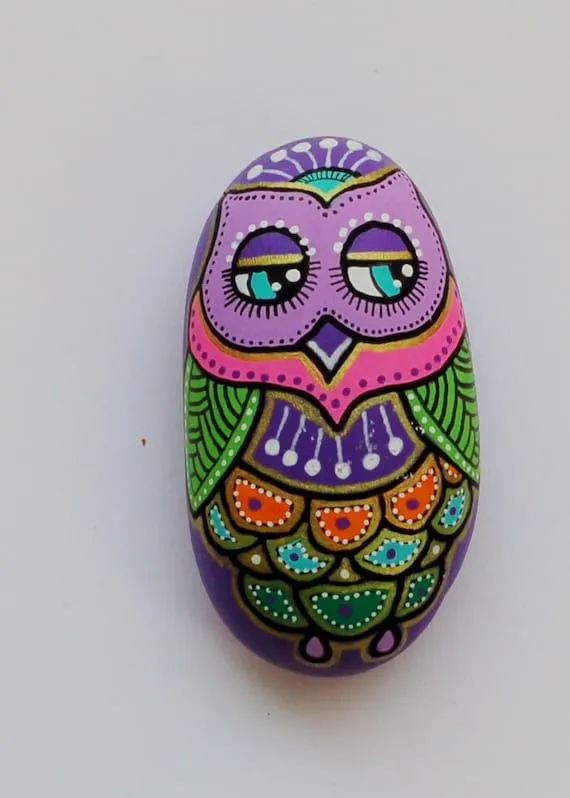 Piedras pintadas buhos - Imagui