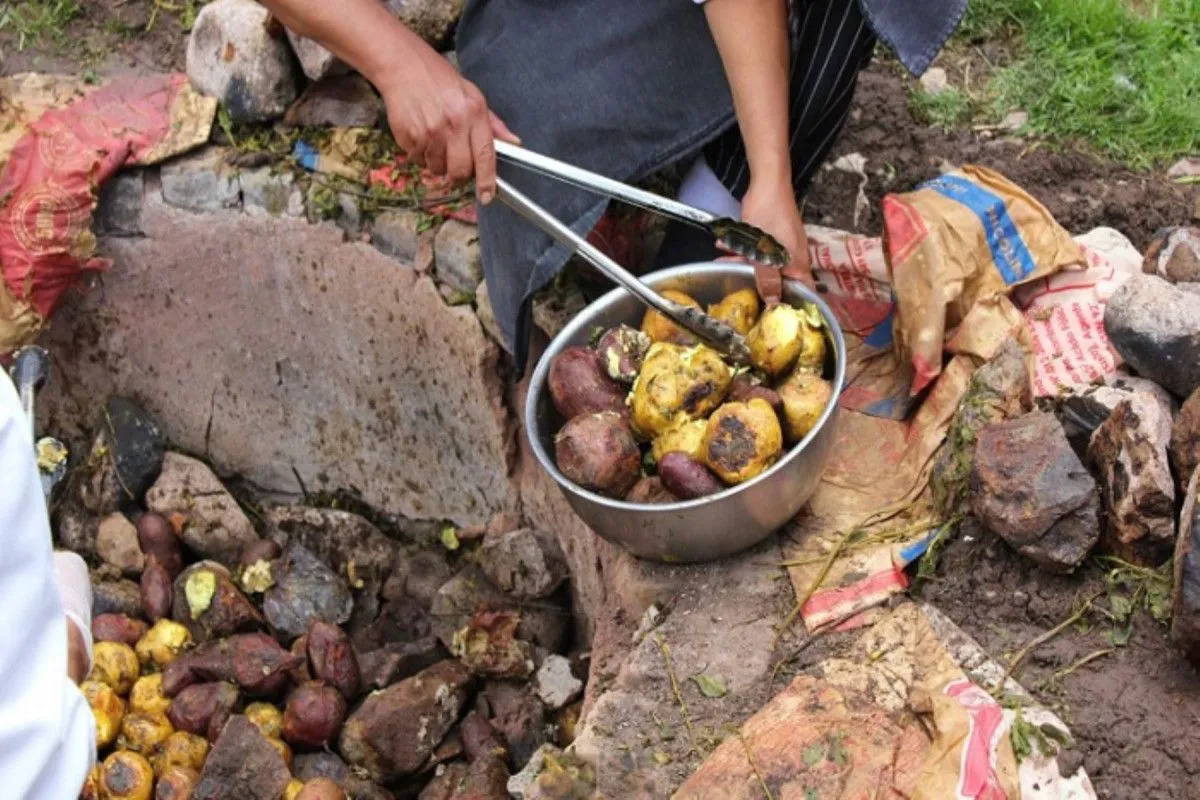 Pachamanca: guía para hacerla en casa manteniendo la tradición (VIDEO) Pachamanca: guía para hacerla en casa manteniendo la tradición (VIDEO)
