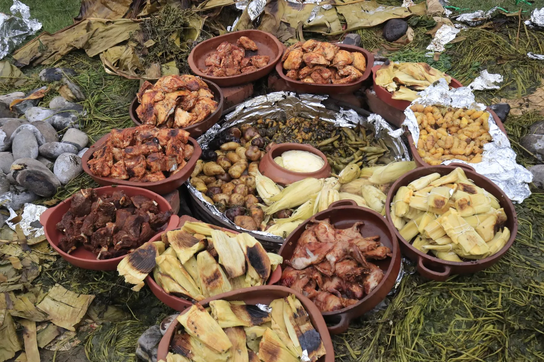 La pachamanca prehispánica: conoce más del plato típico en la celebración del Año Nuevo Andino | Inti Raymi | Ministerio de Cultura | RMMN | RECETAS | MAG. La pachamanca prehispánica: conoce más del plato típico en la celebración del Año Nuevo Andino | Inti Raymi | Ministerio de Cultura | RMMN | RECETAS | MAG.