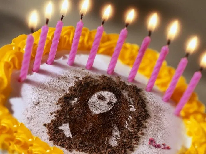 Pagina para Editar Fotos: Fotomontaje con un Pastel de Cumpleaños
