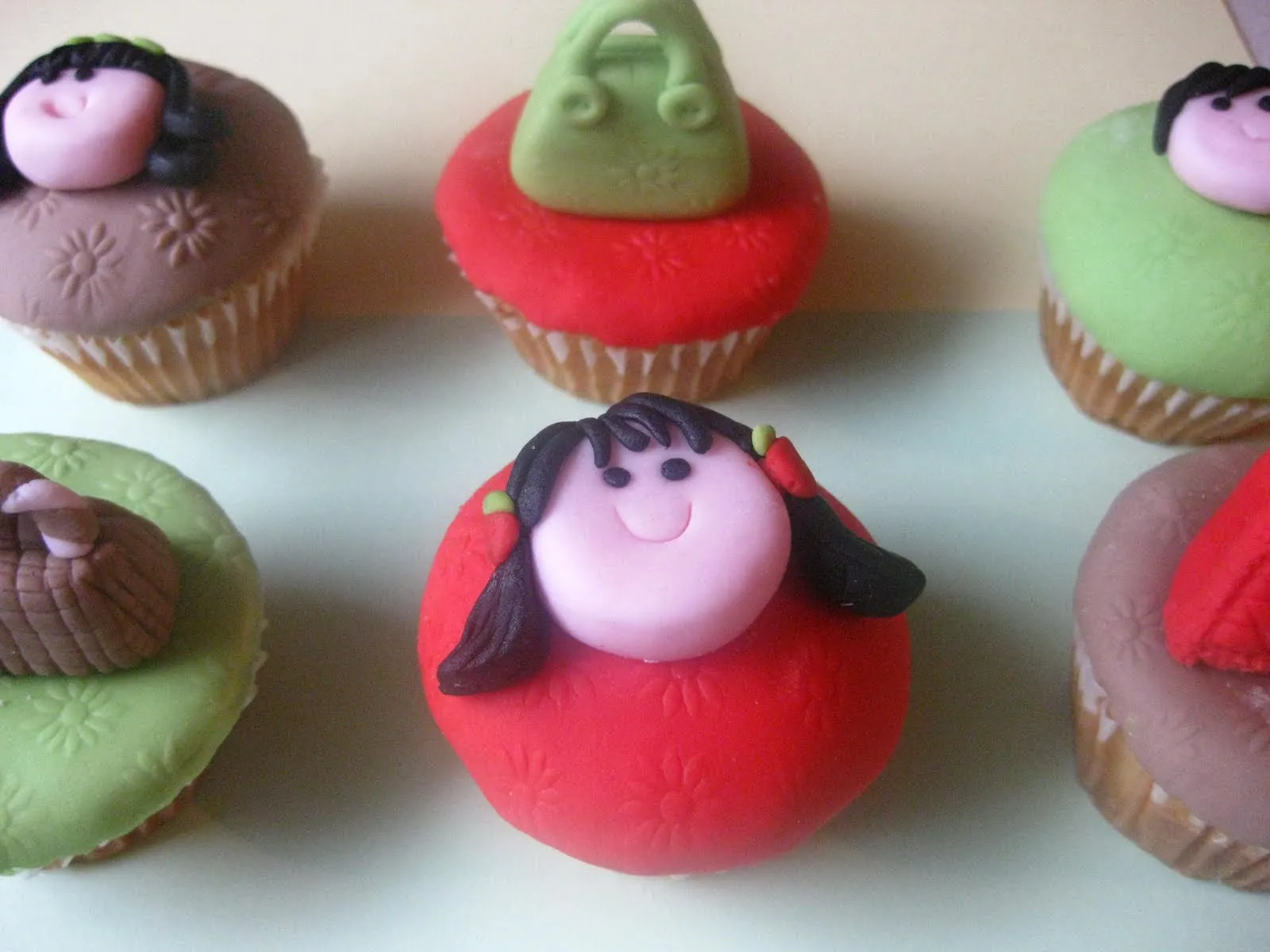 PAN ,DULCES Y OTRAS PALABRAS: Tutorial como hacer pastillaje ...